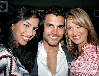 les trois